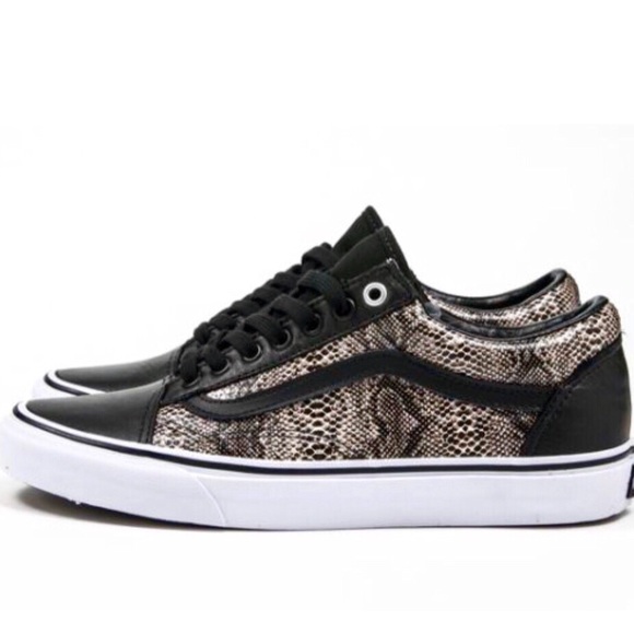 vans old school snake